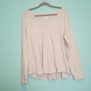 Old Navy relaxed v-neck tee